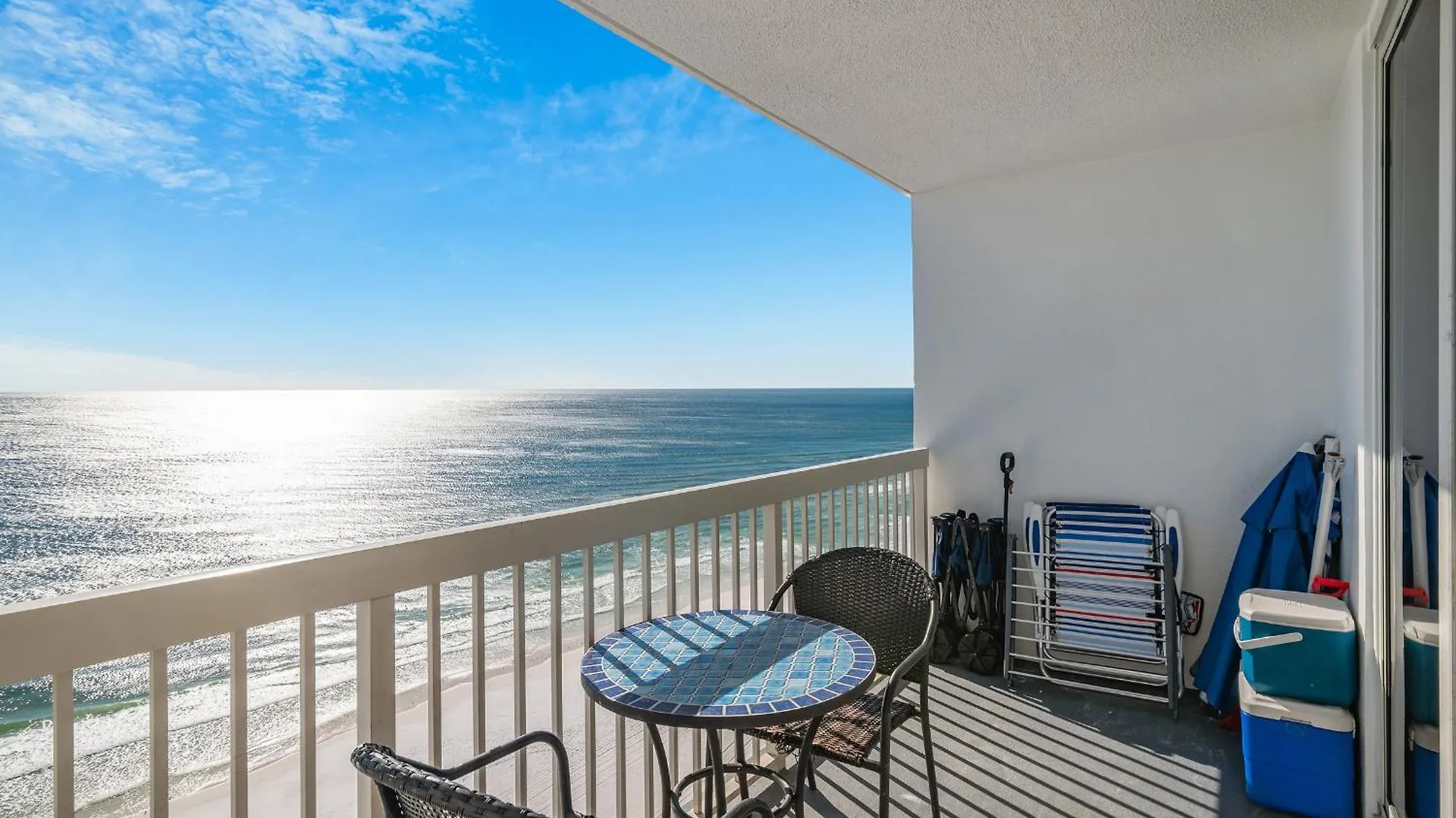 Just Updated - Beachfront Ocean View, 19Th Floor location